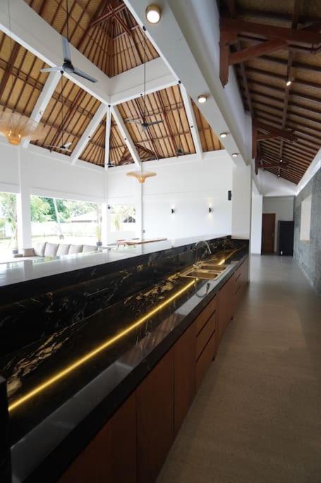 Villa Vespa Lovina Zewnętrze zdjęcie